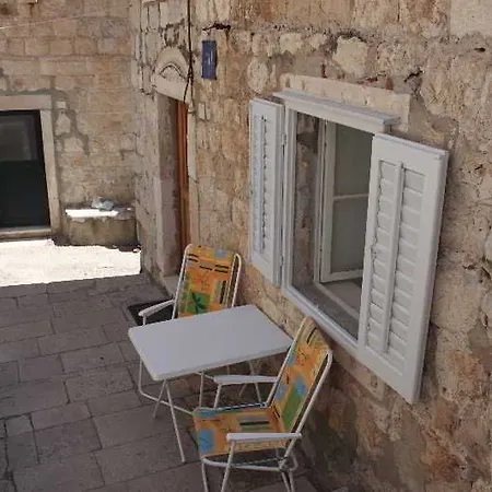 Vesna Hotel 3*